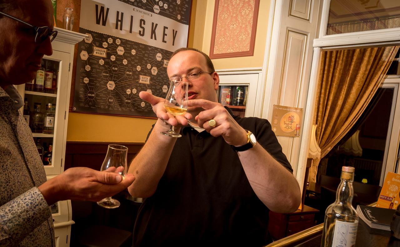 Hotel Fidder - Patrick'S Whisky Bar Zwolle  Kültér fotó